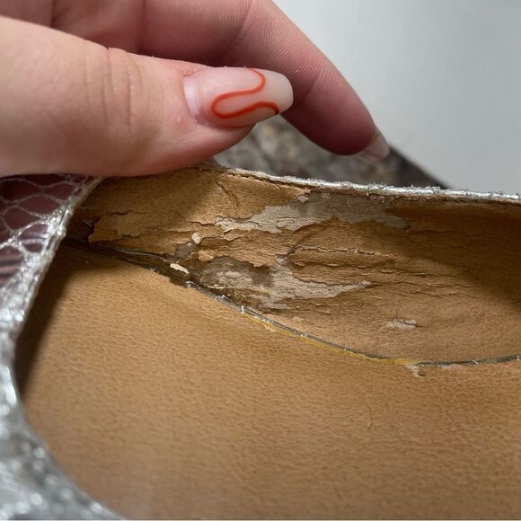 Steve Madden Snakeskin Silver Peep Toe Heeled Sandals - Picture 4 of 8